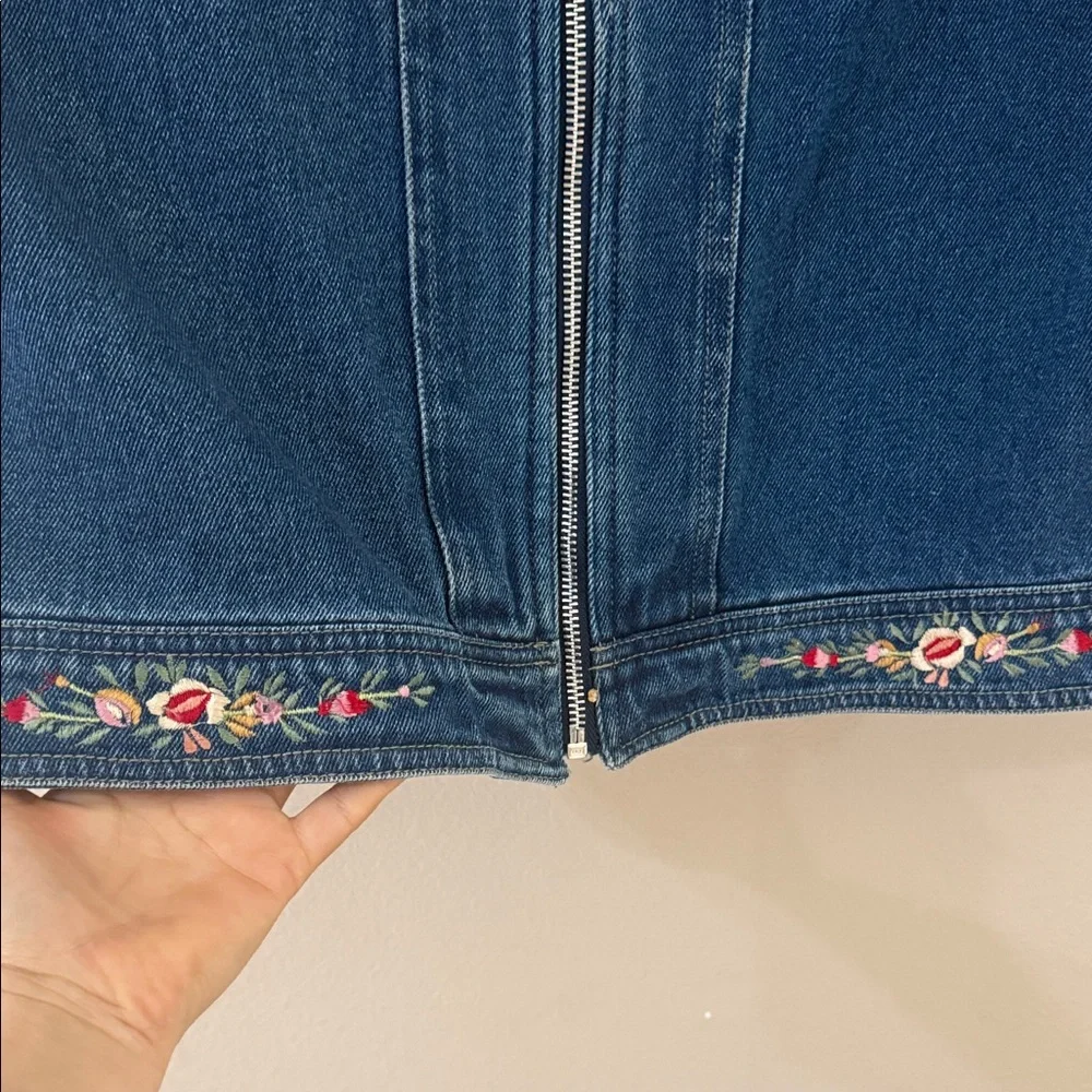 Denim&Co Blue Jacket with Floral Embroidery - Picture 4 of 9